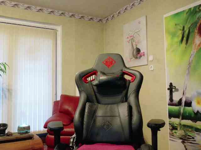 AngelikaMore webcam