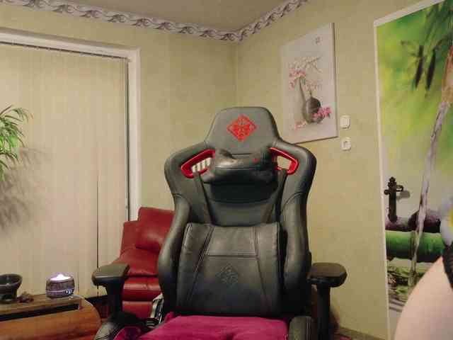 AngelikaMore webcam