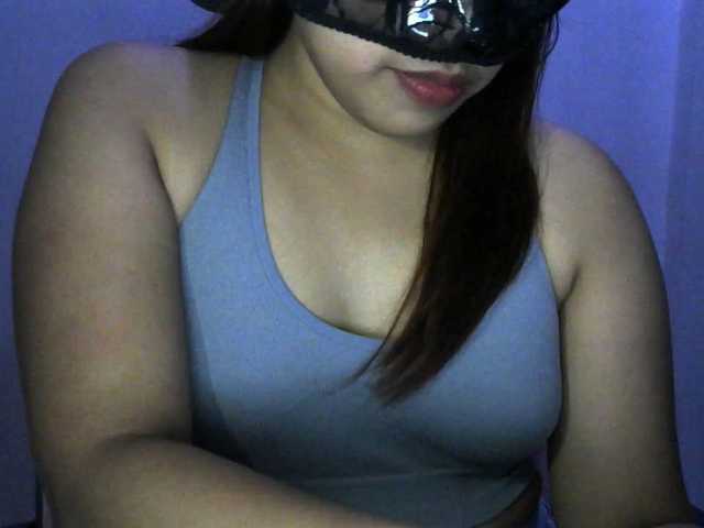 alexisgoldy live cam preview