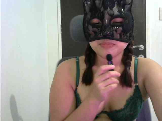 alexisgoldy webcam