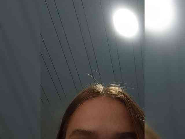 Samantha-12 webcam