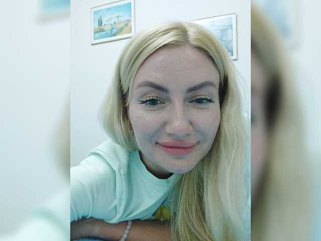 AlenaFeya live webcam show