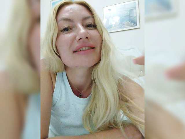 AlenaFeya live webcam show