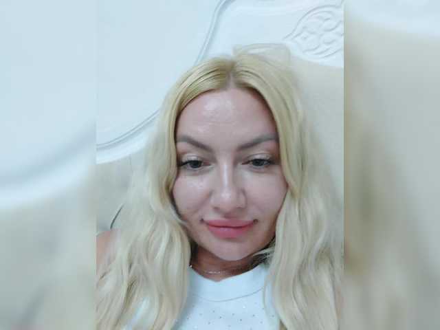 AlenaFeya live webcam show