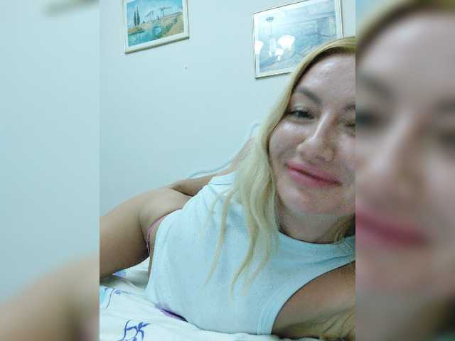 AlenaFeya live webcam show