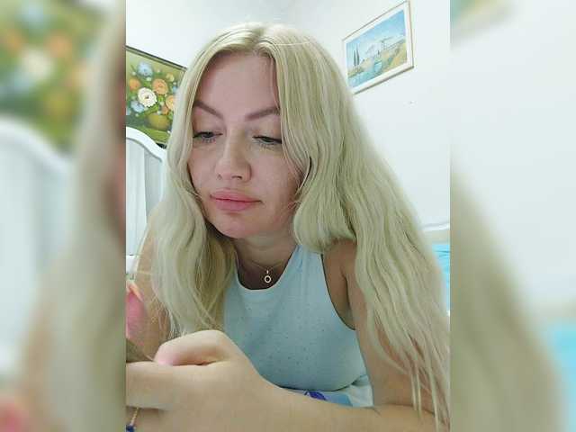 AlenaFeya live webcam show