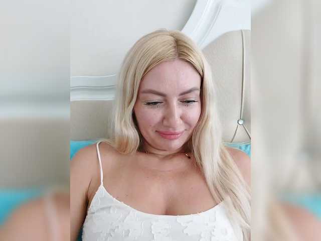 AlenaFeya live webcam show