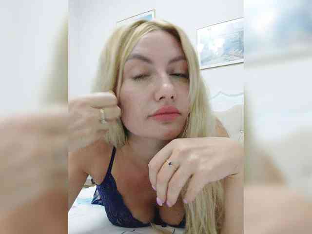 AlenaFeya webcam
