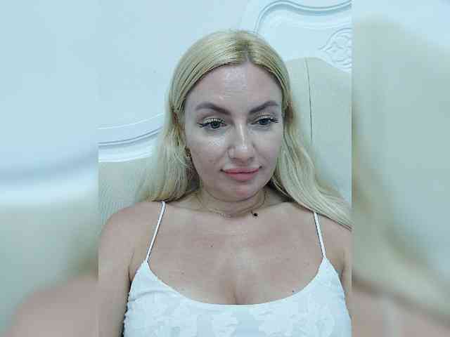 AlenaFeya webcam