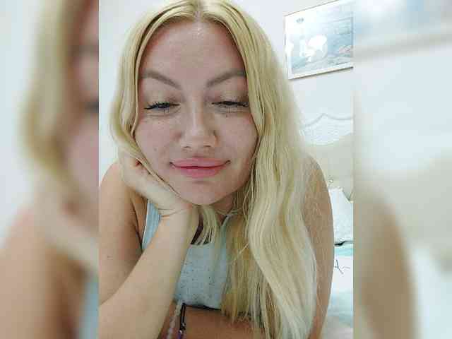 AlenaFeya webcam