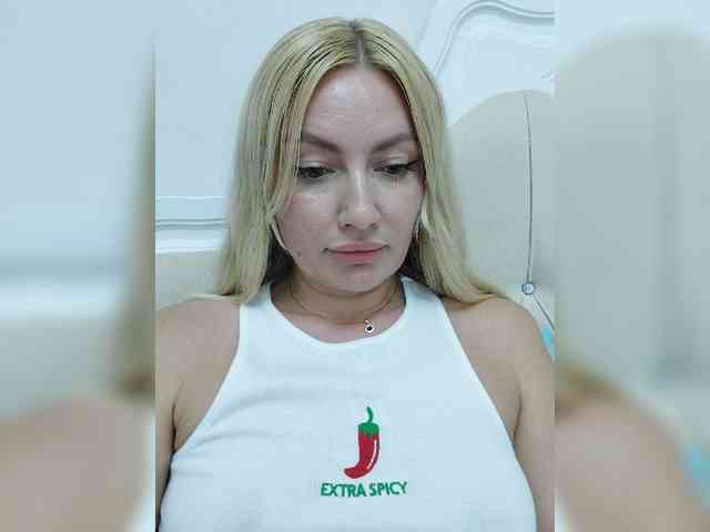 AlenaFeya webcam