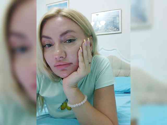 AlenaFeya webcam