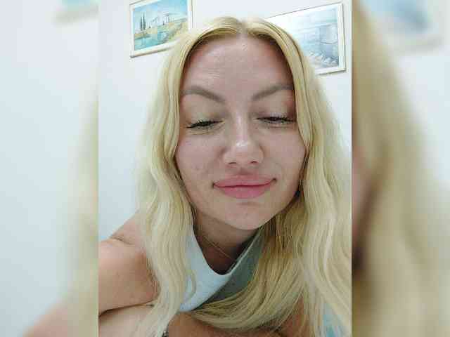Alenafeya's live stream
