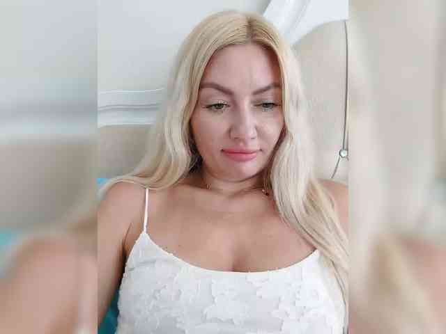 AlenaFeya webcam