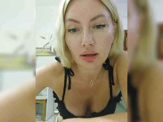 AlenaFeya webcam