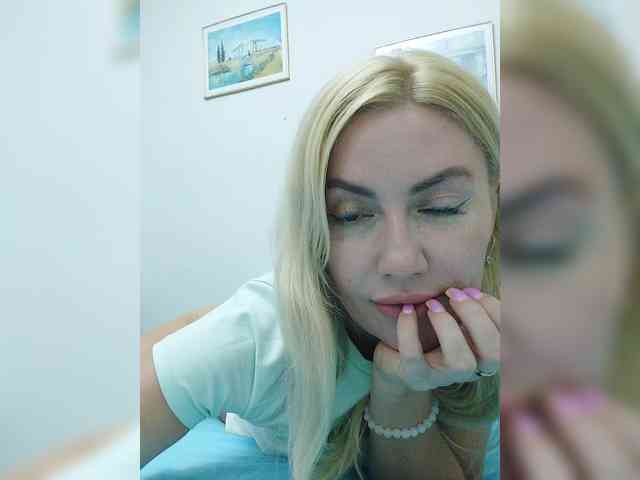 AlenaFeya webcam
