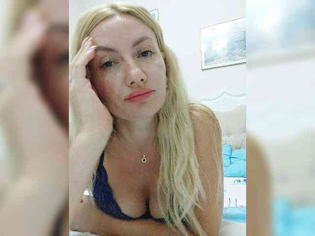 AlenaFeya webcam
