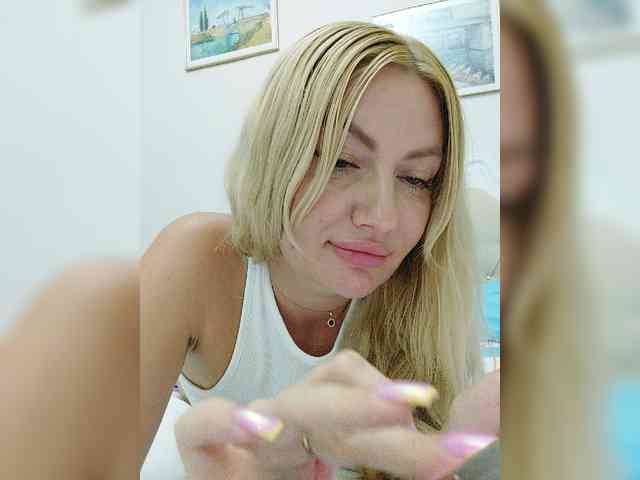 AlenaFeya webcam