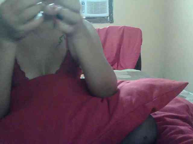 HotExoticAngel webcam