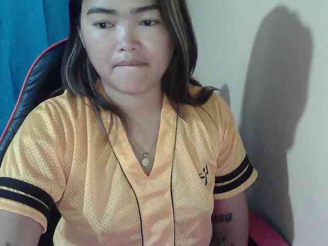 HotSexyMoM webcam