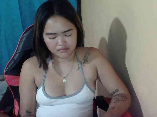 HotSexyMoM webcam