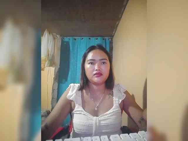 HotSexyMoM webcam