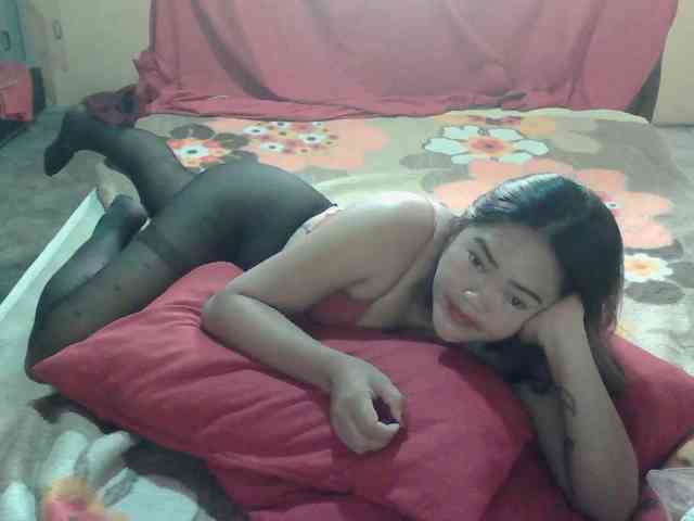 HotExoticAngel webcam