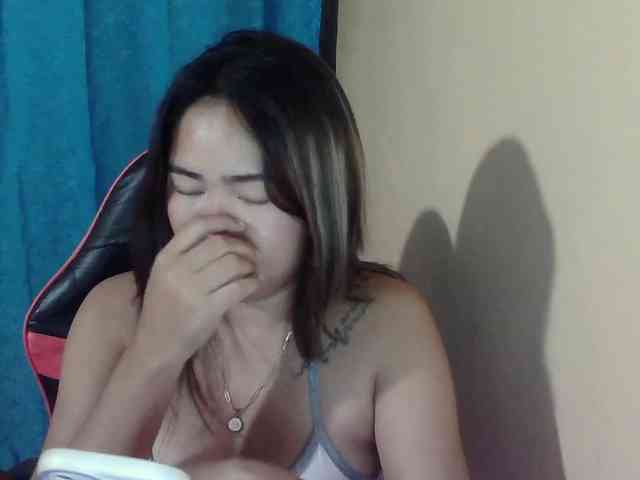 HotSexyMoM webcam