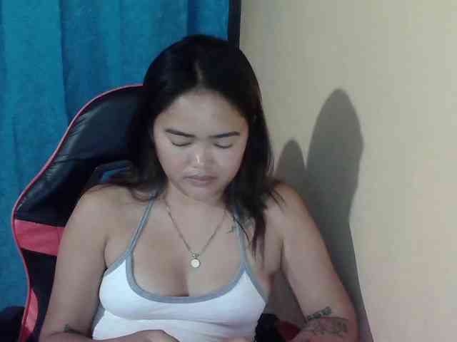 HotSexyMoM webcam