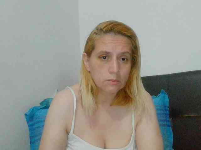 CANDYSWEET8 webcam