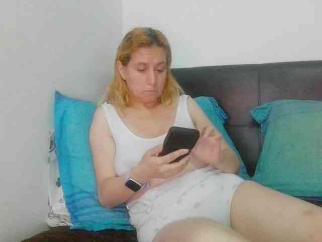 CANDYSWEET8 webcam