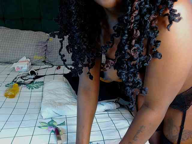 Blissloves webcam
