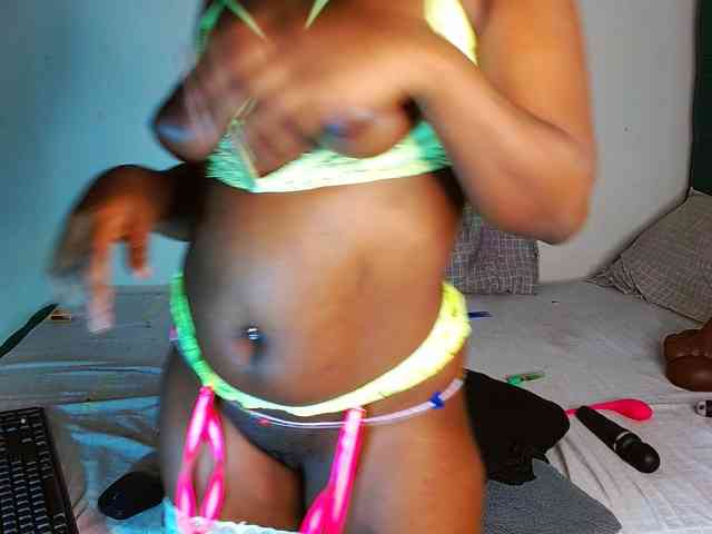 Blissloves webcam