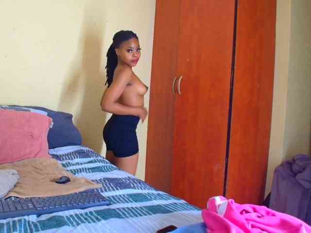 ExclusiveBarbie webcam