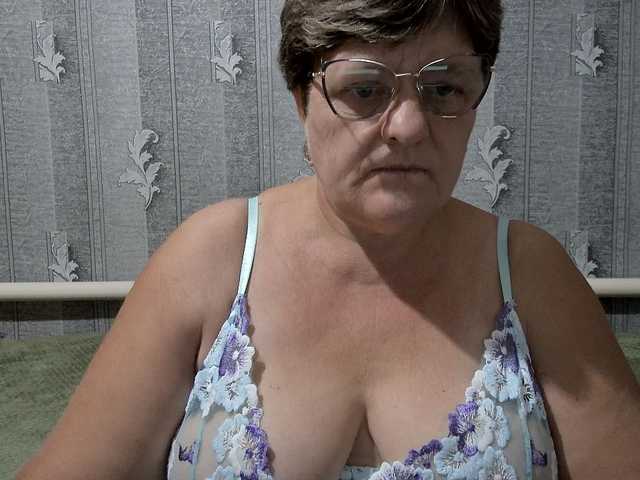 ElzaJewel live cam preview