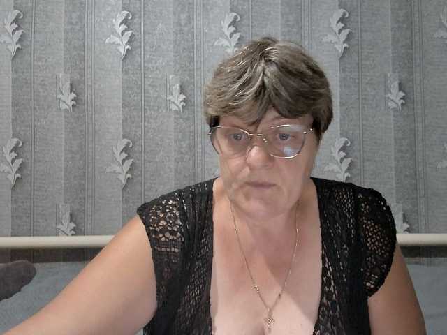 ElzaJewel live cam on BongaCams