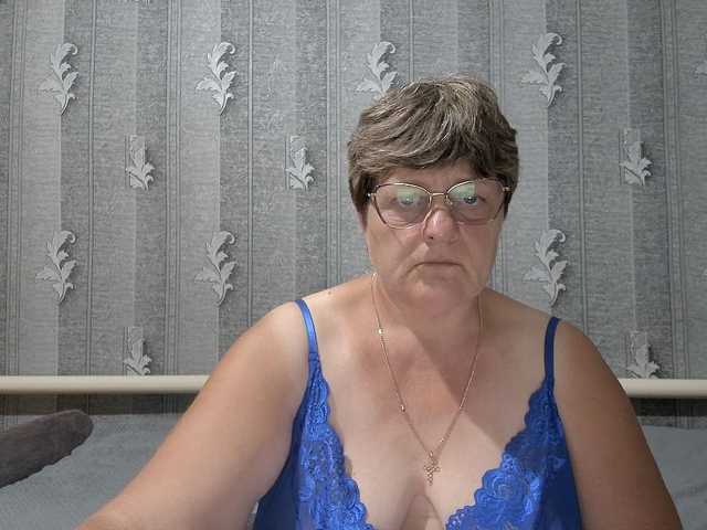 ElzaJewel live cam on BongaCams
