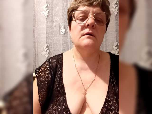 ElzaJewel's BongaCams show and profile