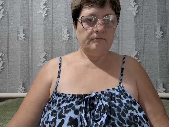 ElzaJewel live cam on BongaCams