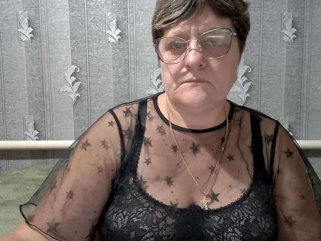 ElzaJewel live cam on BongaCams
