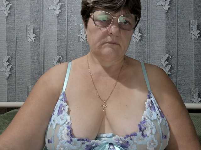 ElzaJewel live cam preview