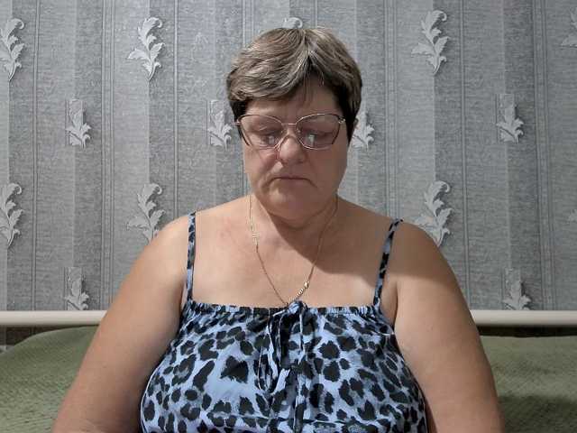 ElzaJewel, live now on BongaCams