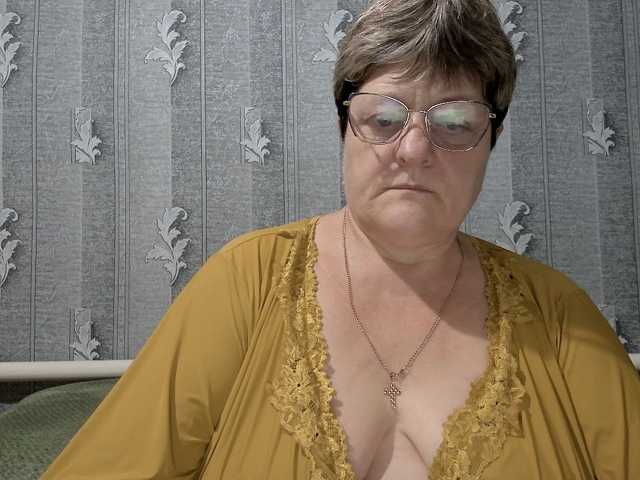 ElzaJewel, live now on BongaCams