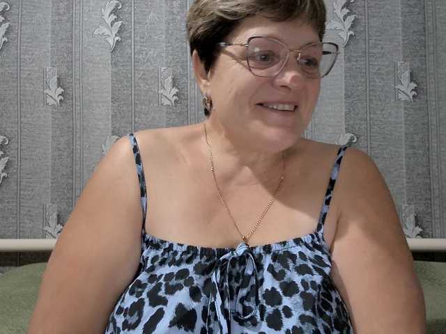 ElzaJewel live cam on BongaCams
