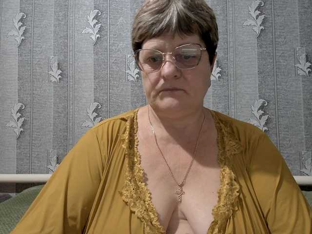 ElzaJewel live cam on BongaCams
