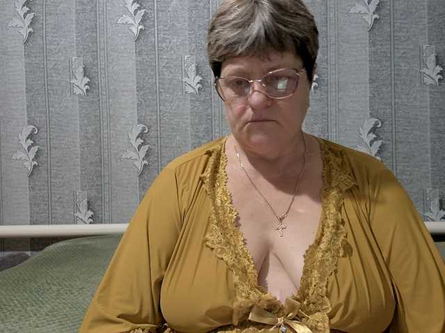 ElzaJewel, en vivo ahora en BongaCams