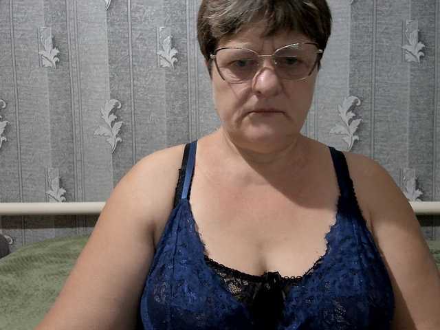 ElzaJewel live cam on BongaCams