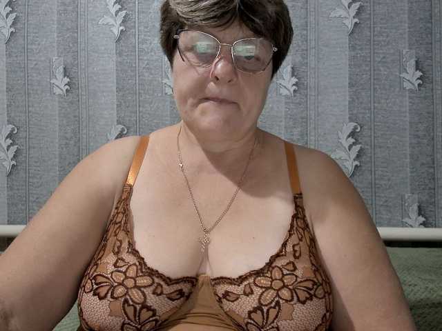 ElzaJewel live cam preview
