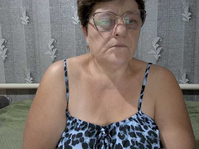 ElzaJewel live cam on BongaCams