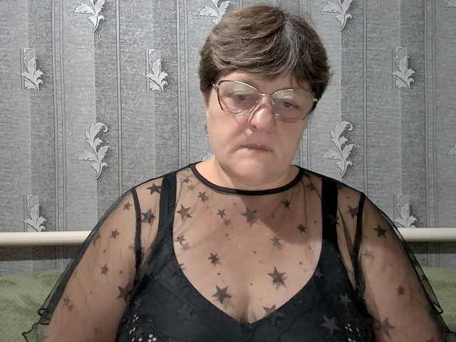 ElzaJewel live cam on BongaCams